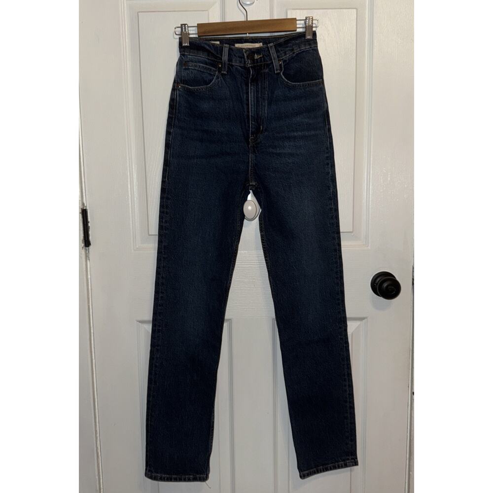 Levi’s Premium 70’s High Slim Straight Dark wash Size 25‎